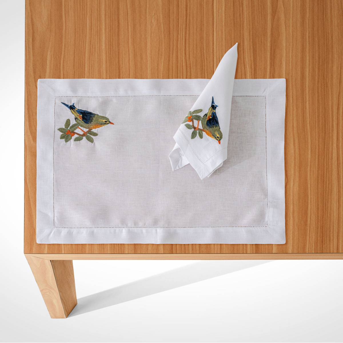 02 06 0148 Jg Americano Passaros Coloridos.jpg